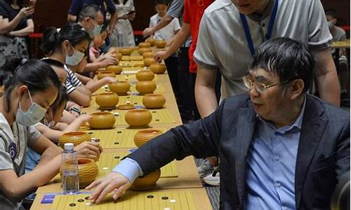 吴清源围棋棋谱及图解_吴清源杯围棋赛对阵